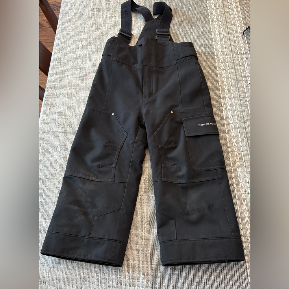Obermeyer size 4 black snow pants, I-Grow extended wear feature